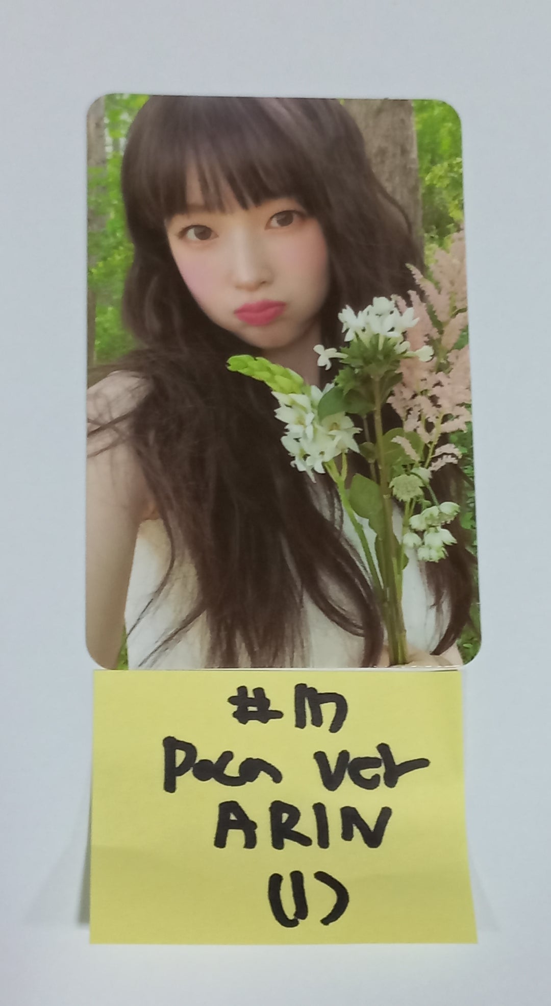 Oh My Girl "Golden Hourglass" - Official Photocard [Poca Ver] [23.08.22] - HALLYUSUPERSTORE