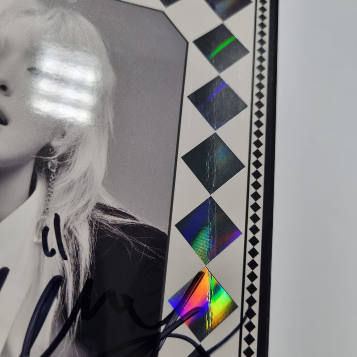 JEON SOMI "GAME PLAN" - Hand Autographed(Signed) Promo Album [23.08.23] - HALLYUSUPERSTORE