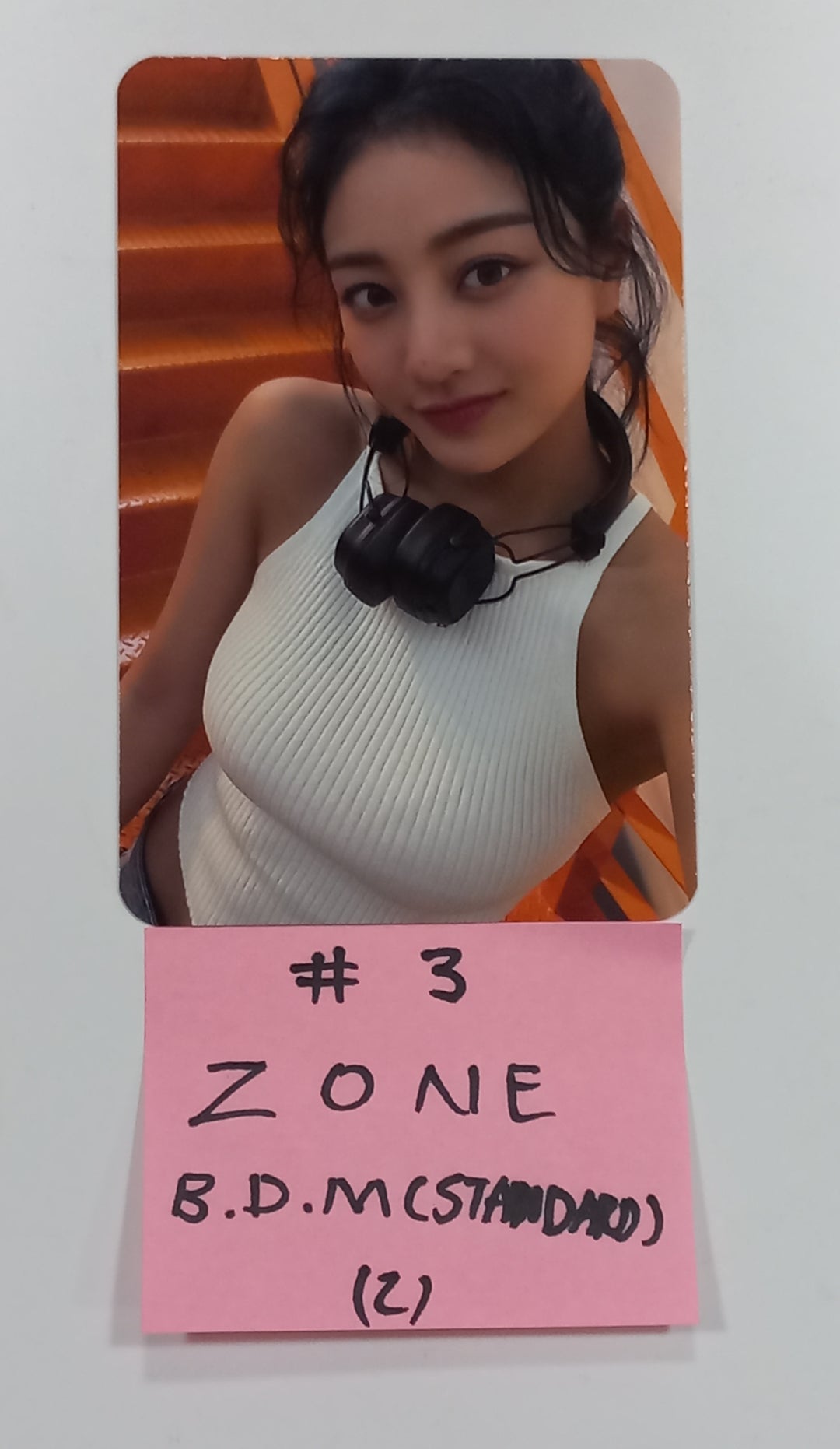 JIHYO "ZONE" 1st Mini Album -  Blue Dream Media Pre-Order Benefit Photocard [23.08.25] - HALLYUSUPERSTORE