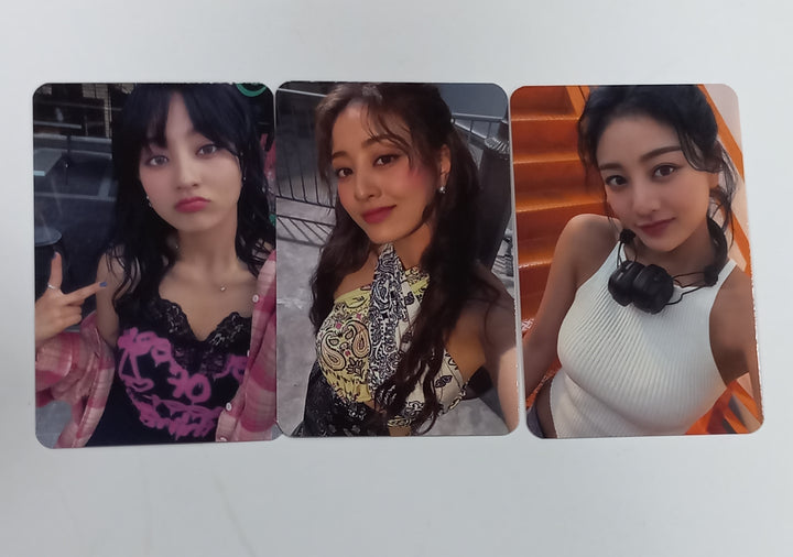 JIHYO "ZONE" 1st Mini Album -  Blue Dream Media Pre-Order Benefit Photocard [23.08.25] - HALLYUSUPERSTORE