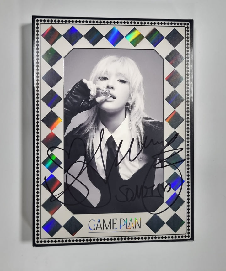 JEON SOMI "GAME PLAN" - Hand Autographed(Signed) Album [23.08.25] - HALLYUSUPERSTORE