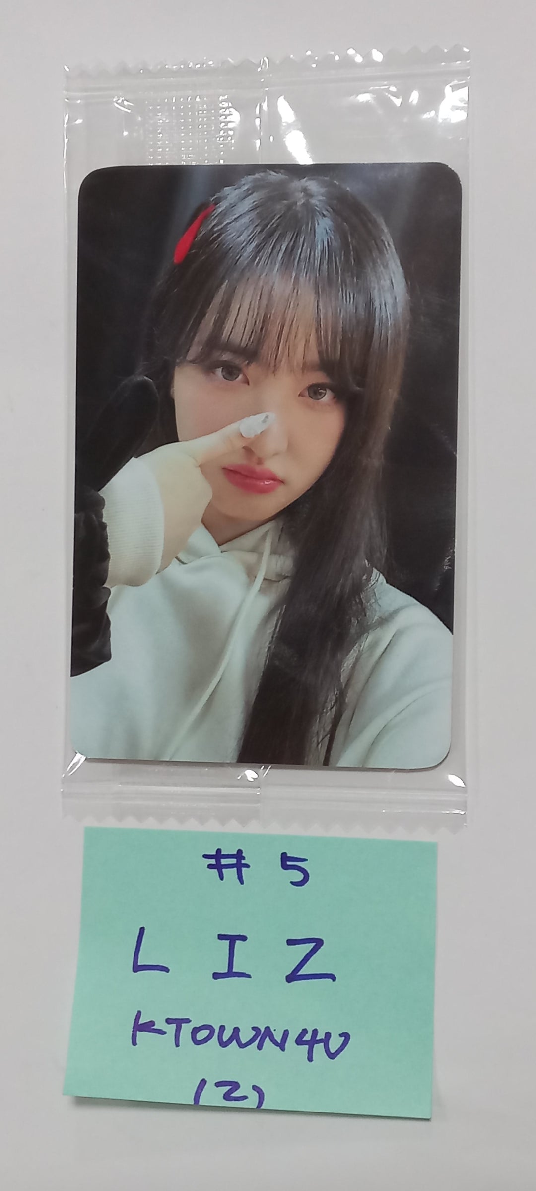 IVE "The Prom Queens" THE FIRST FAN CONCERT DVD + KiT VIDEO + Blu-ray - Ktown4U Pre-Order Benefit Photocard [23.08.28] - HALLYUSUPERSTORE