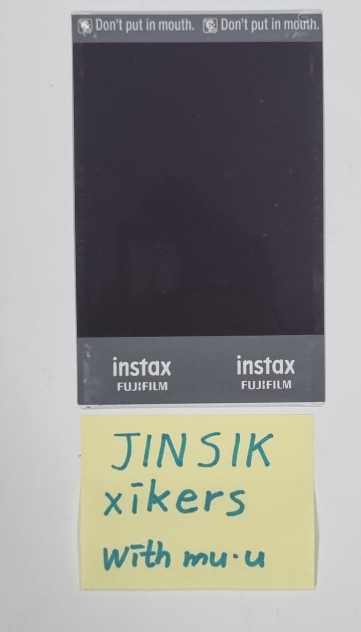 JINSIK (Of Xikers) "HOUSE OF TRICKY : How to Play" - Hand Autographed(Signed) Polaroid [23.08.29] - HALLYUSUPERSTORE
