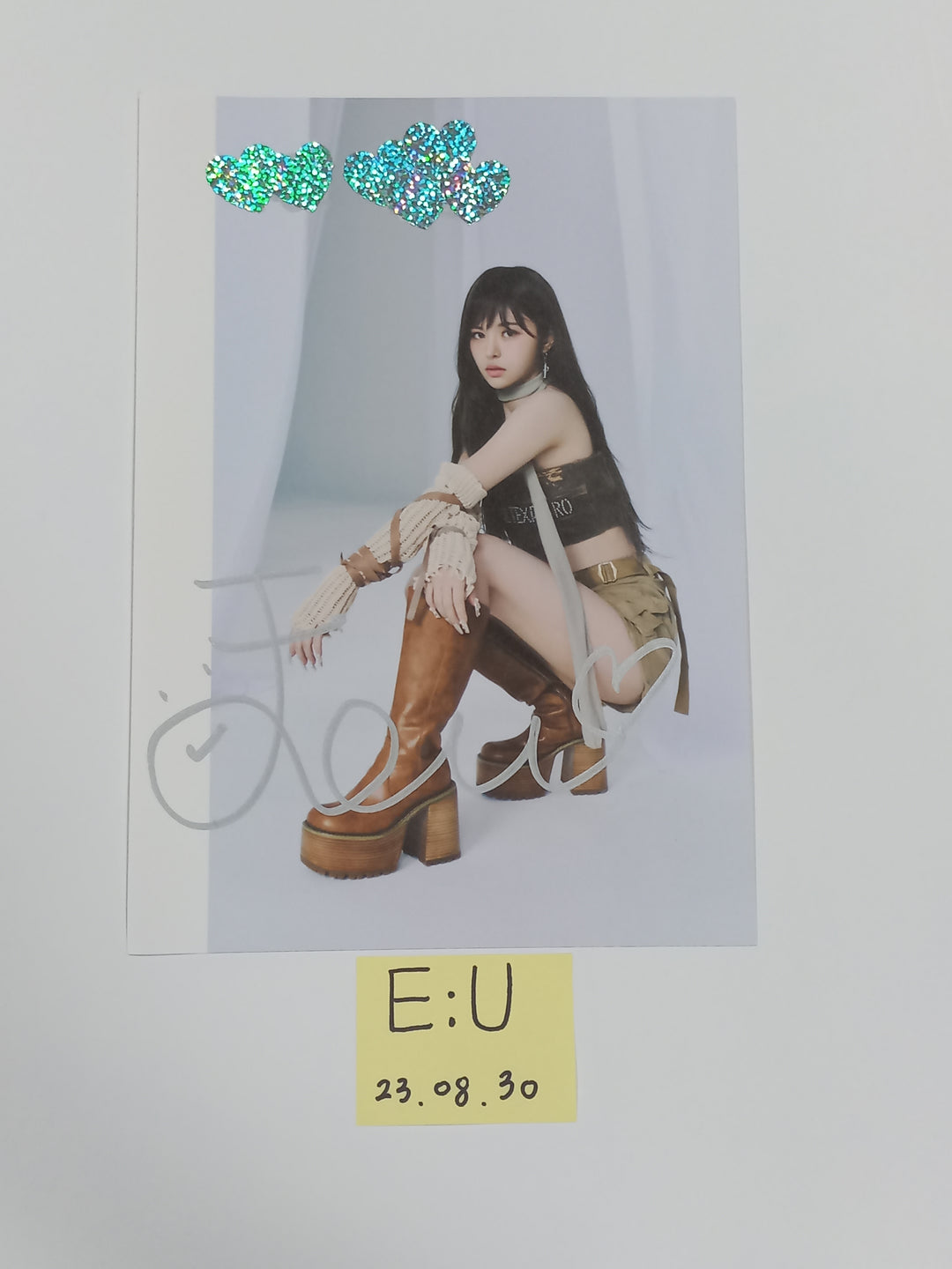 Everglow "ALL MY GIRLS" - A Cut Page From Fansign Event Album [23.08.30] - HALLYUSUPERSTORE