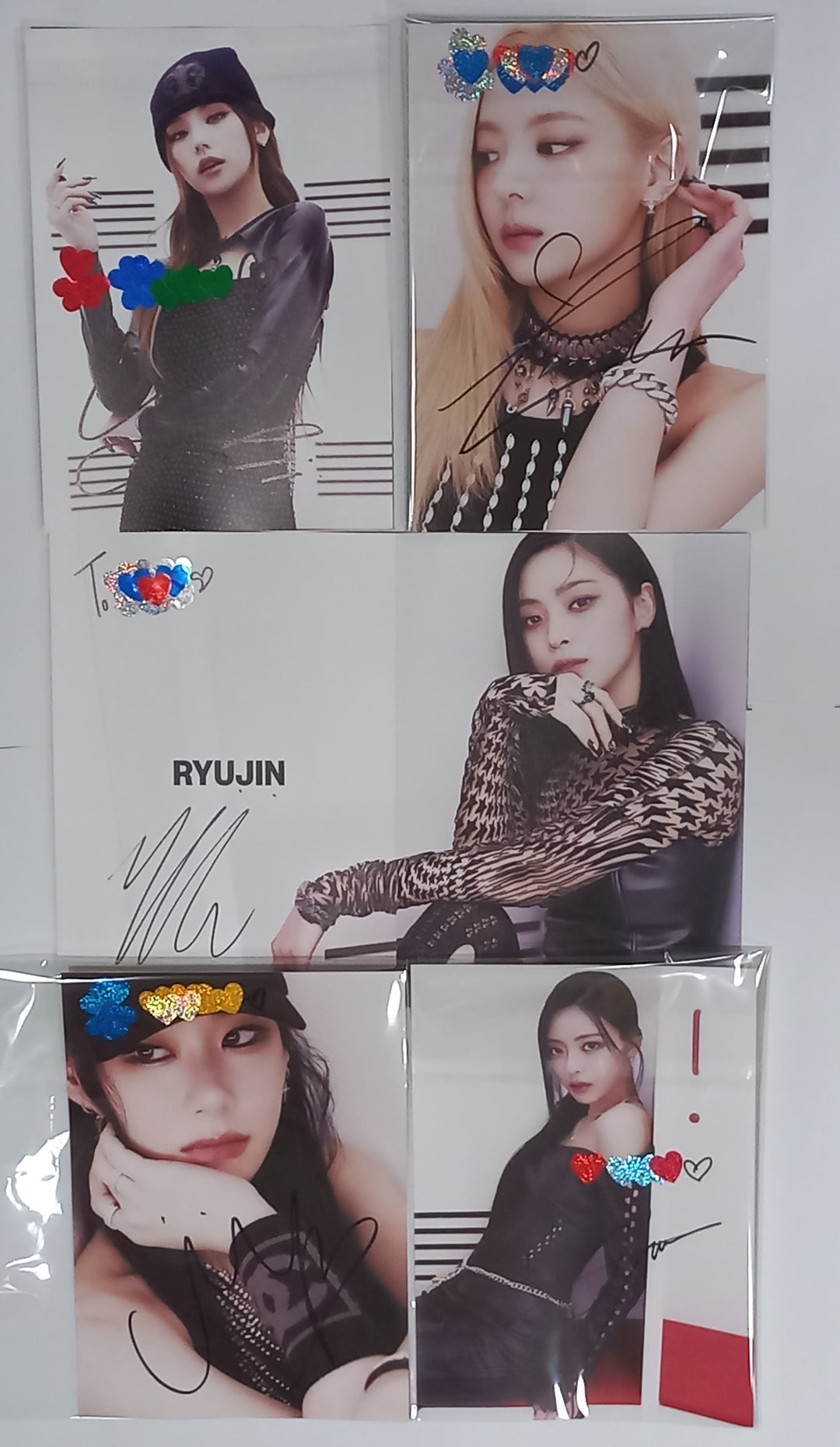 ITZY "KILL MY DOUBT" - A Cut Page From Fansign Event Album [23.08.30] - HALLYUSUPERSTORE