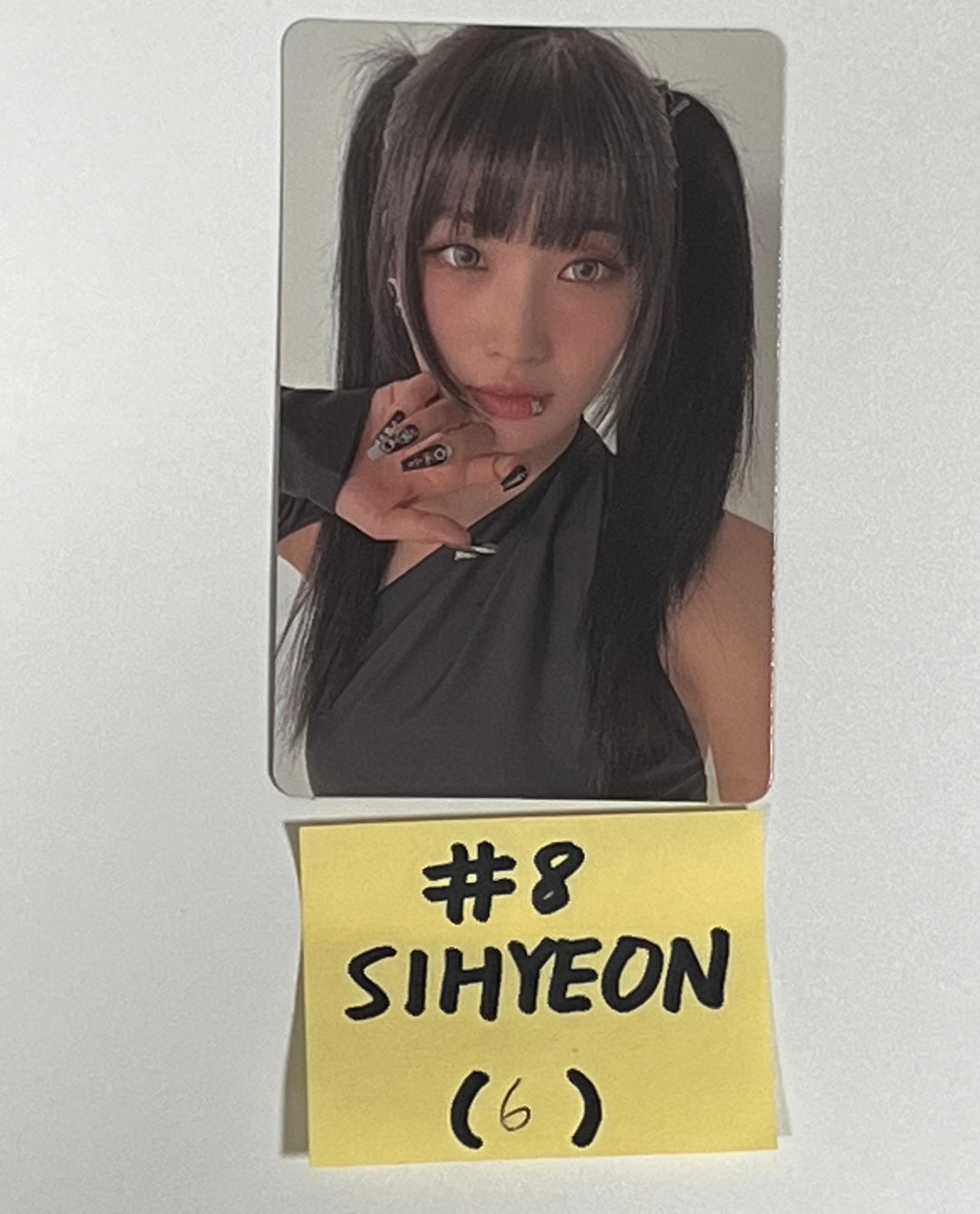 Everglow "ALL MY GIRLS" - Official Photocard [Restocked] [23.08.31] - HALLYUSUPERSTORE