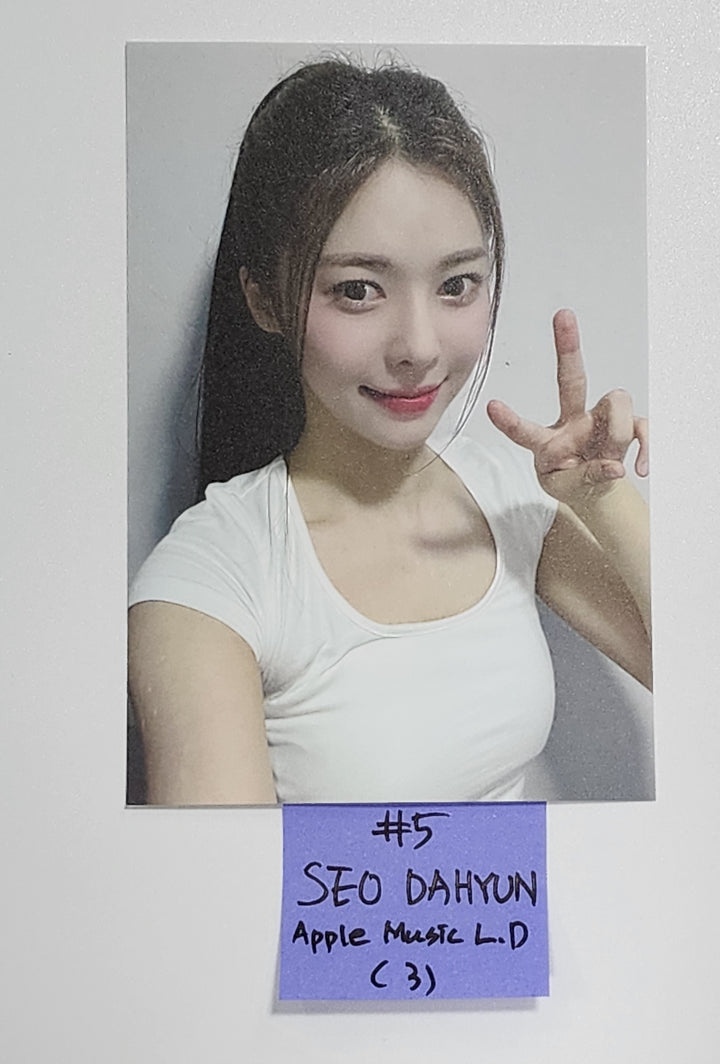 TripleS "LOVElution : MUHAN" - Apple Music Lucky Draw Event Postcard [23.09.04] - HALLYUSUPERSTORE