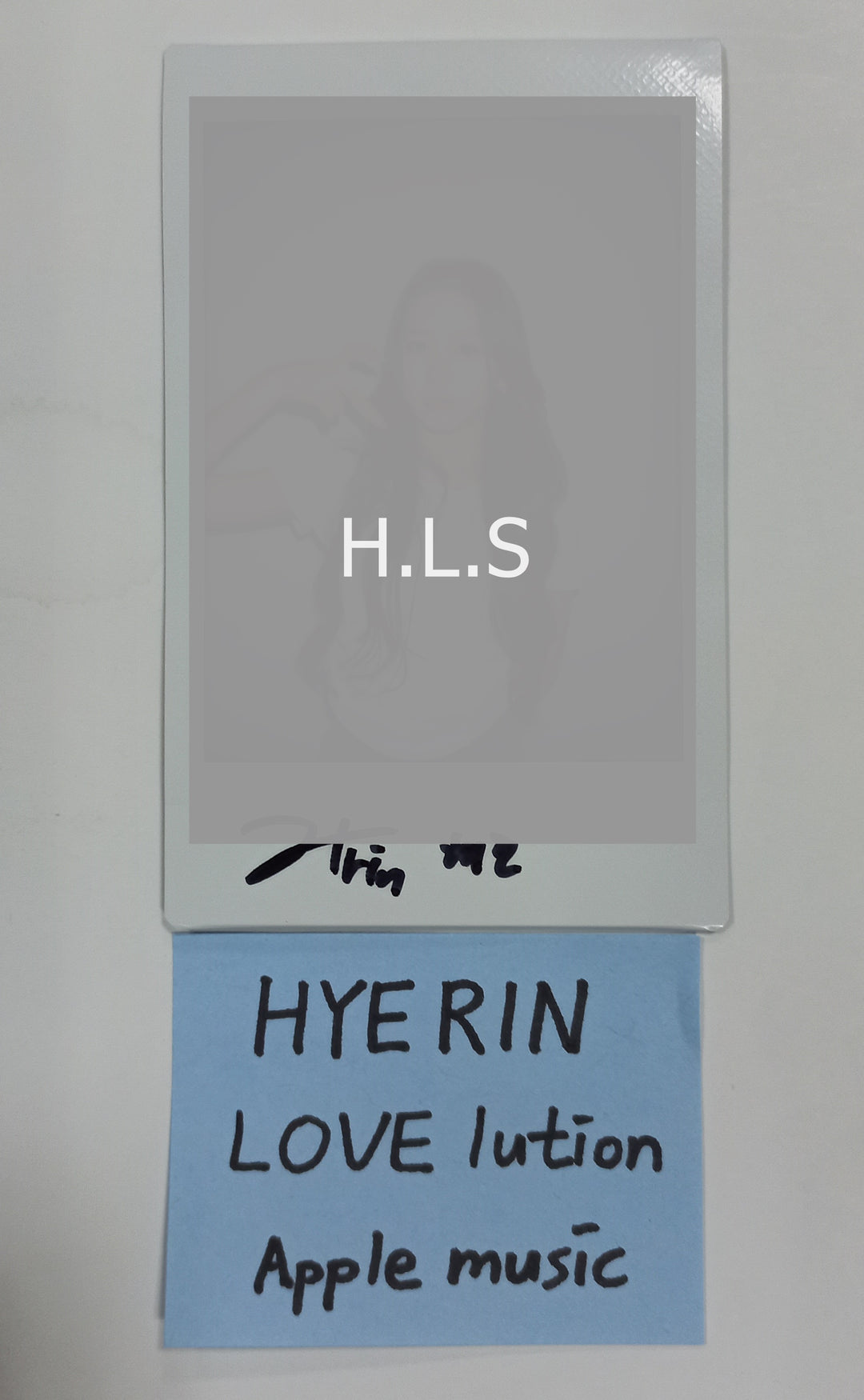 HYERIN (Of TripleS) "LOVElution : MUHAN" - Hand Autographed(Signed) Polaroid [23.09.05] - HALLYUSUPERSTORE