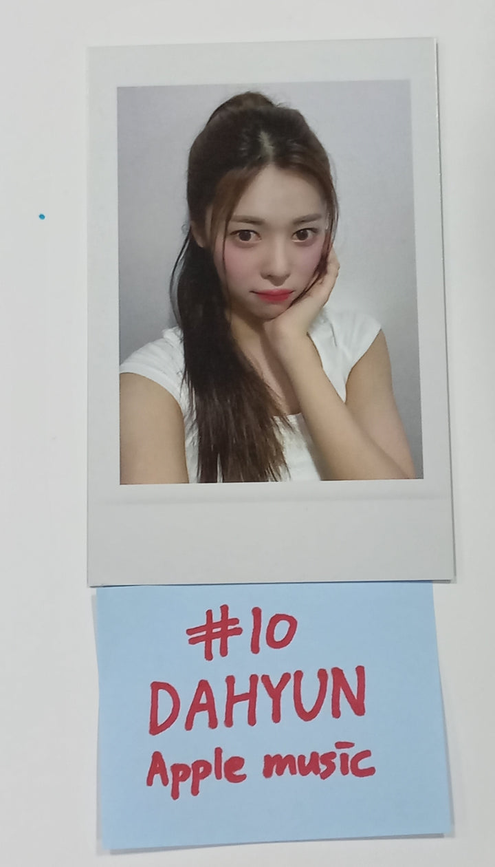 TripleS "LOVElution : MUHAN" - Apple Music Fansign Event Polaroid Type Photocard [23.09.05] - HALLYUSUPERSTORE
