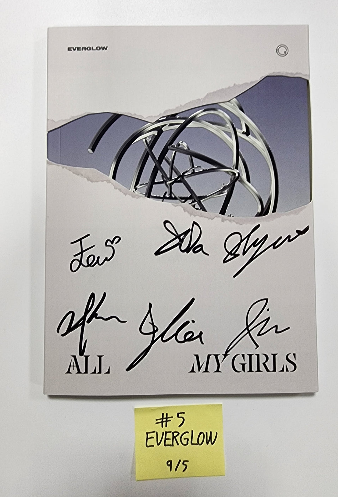 Everglow "ALL MY GIRLS" - Hand Autographed(Signed) Promo Album [23.09.05] - HALLYUSUPERSTORE