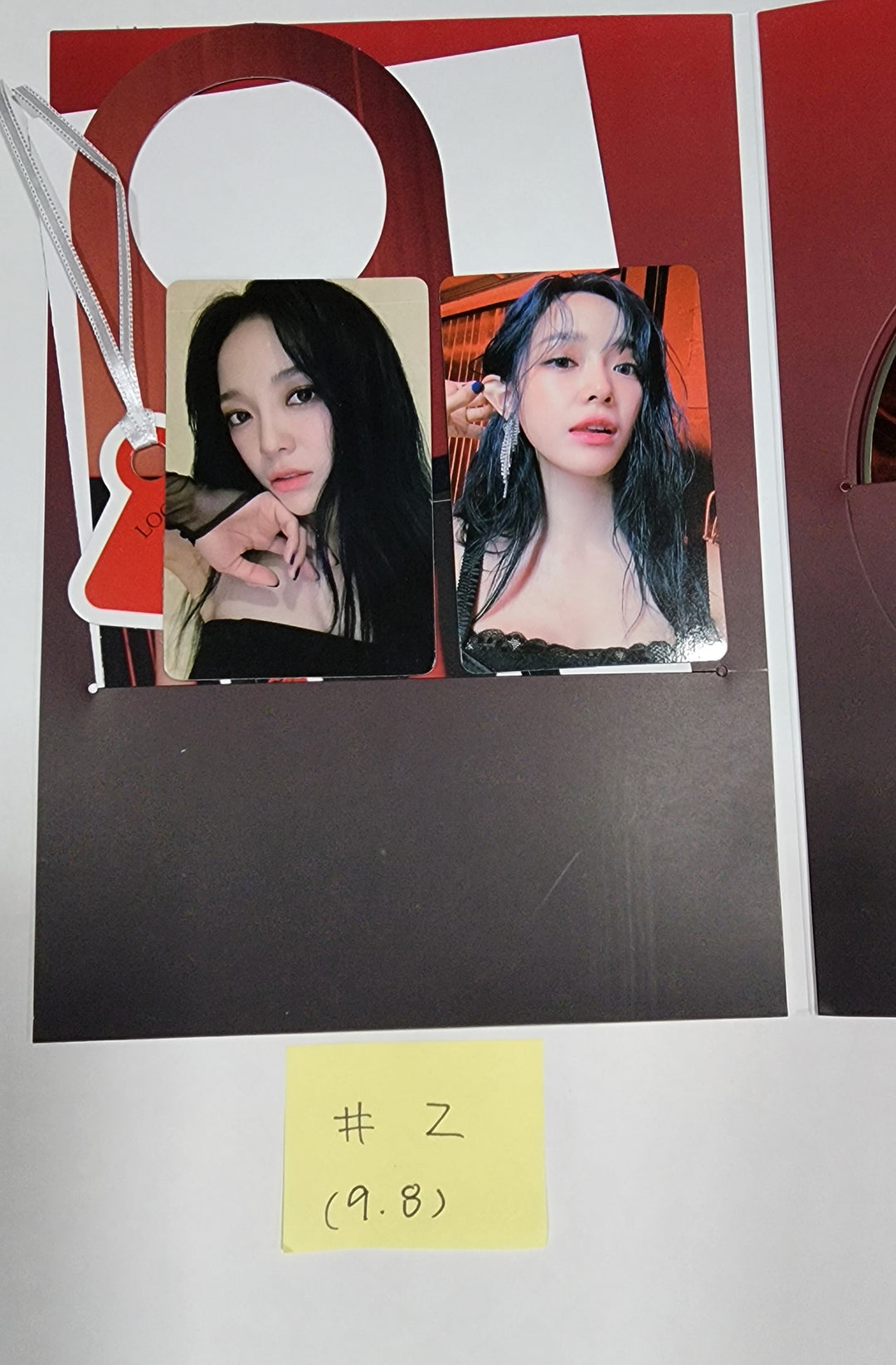 Kimsejeong "문(門)" - Hand Autographed(Signed) Promo Album [23.09.08] - HALLYUSUPERSTORE