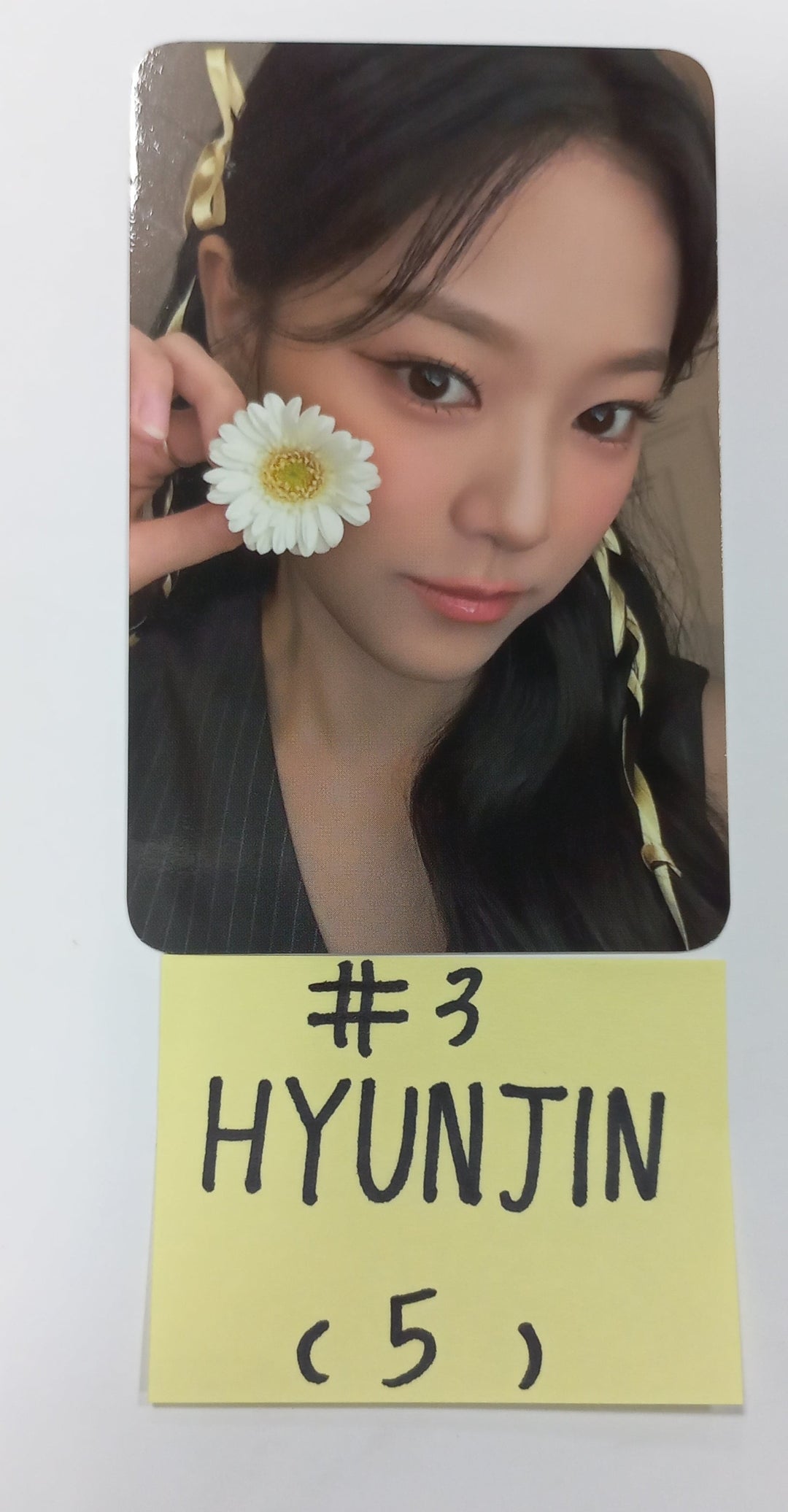 Loona Assemble "Loossemble" - Official Photocard [Hyunjin, Yeojin, Vivi] [Restocked 23.12.15] [23.09.18] - HALLYUSUPERSTORE