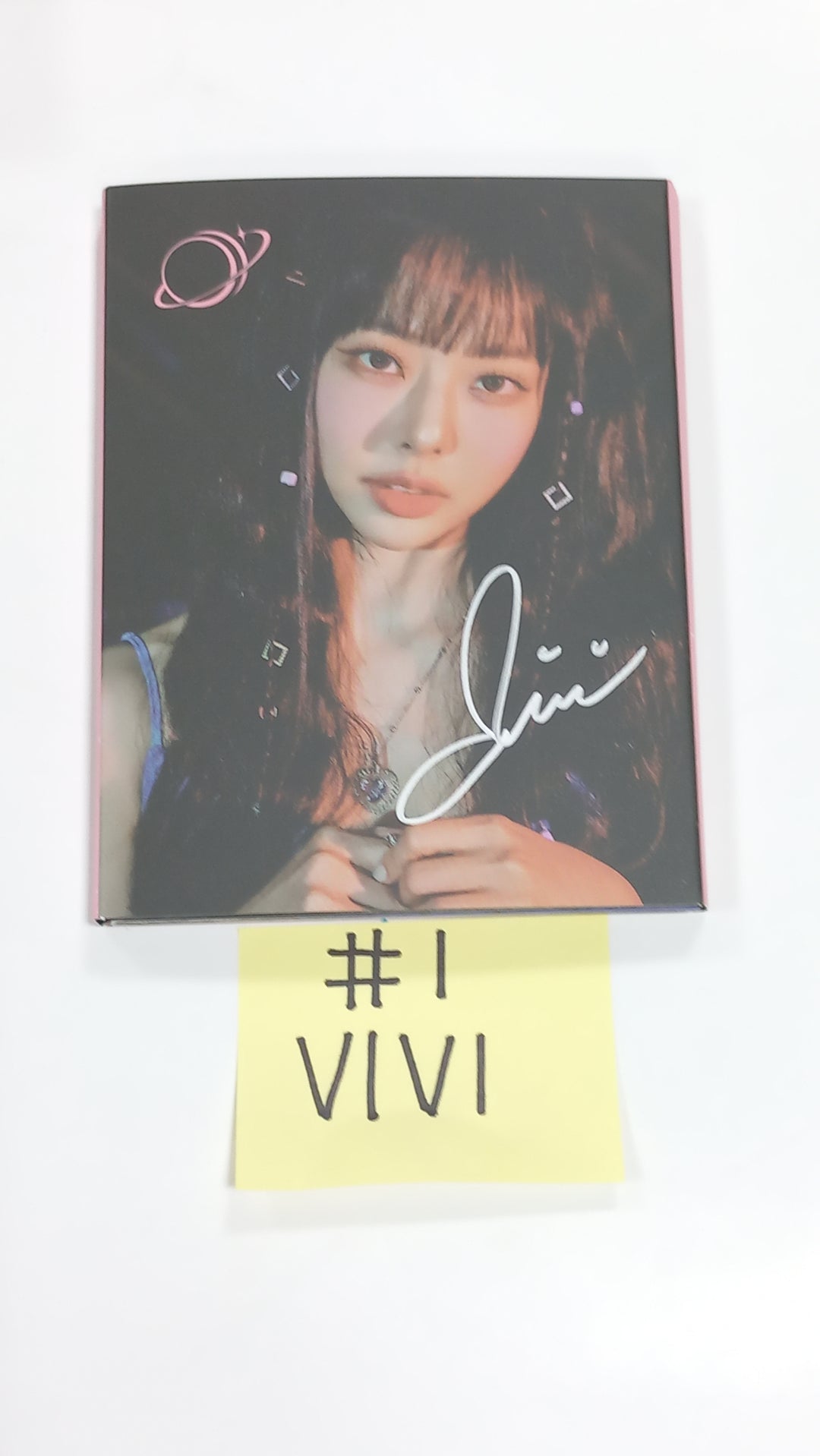 Loossemble "Loossemble" - Hand Autographed(Signed) album [EVER MUSIC ALBUM Ver.] [23.09.19] - HALLYUSUPERSTORE