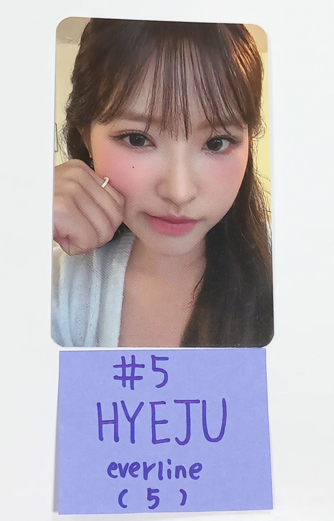 Loossemble "Loossemble" - Everline Pre-Order Benefit Photocard [EVER MUSIC ALBUM Ver] [23.09.19] - HALLYUSUPERSTORE