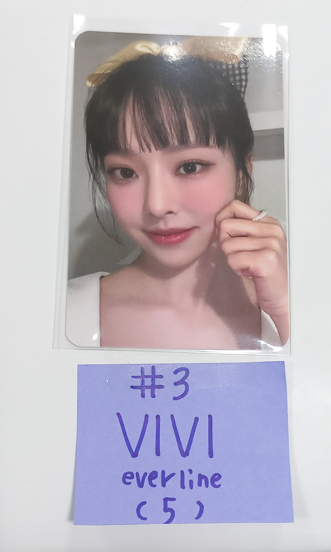 Loossemble "Loossemble" - Everline Pre-Order Benefit Photocard [EVER MUSIC ALBUM Ver] [23.09.19] - HALLYUSUPERSTORE