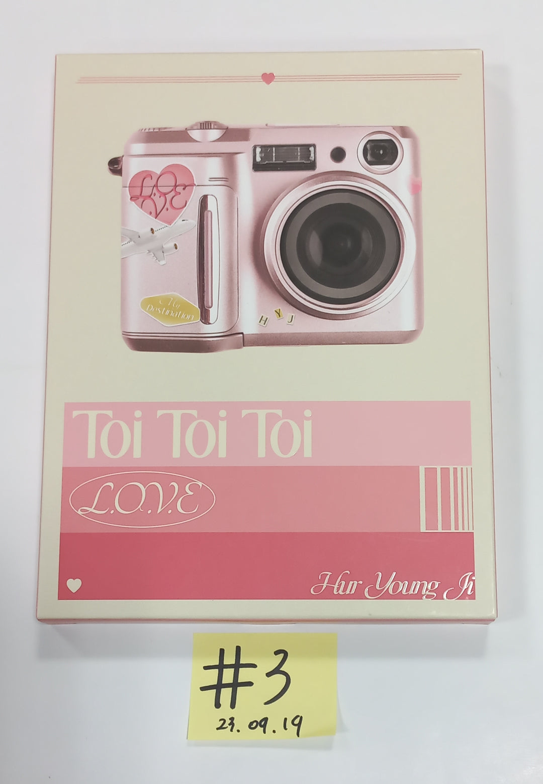 Hur Young Ji "Toi Toi Toi" - Hand Autographed(Signed) Promo Album [23.09.19] - HALLYUSUPERSTORE