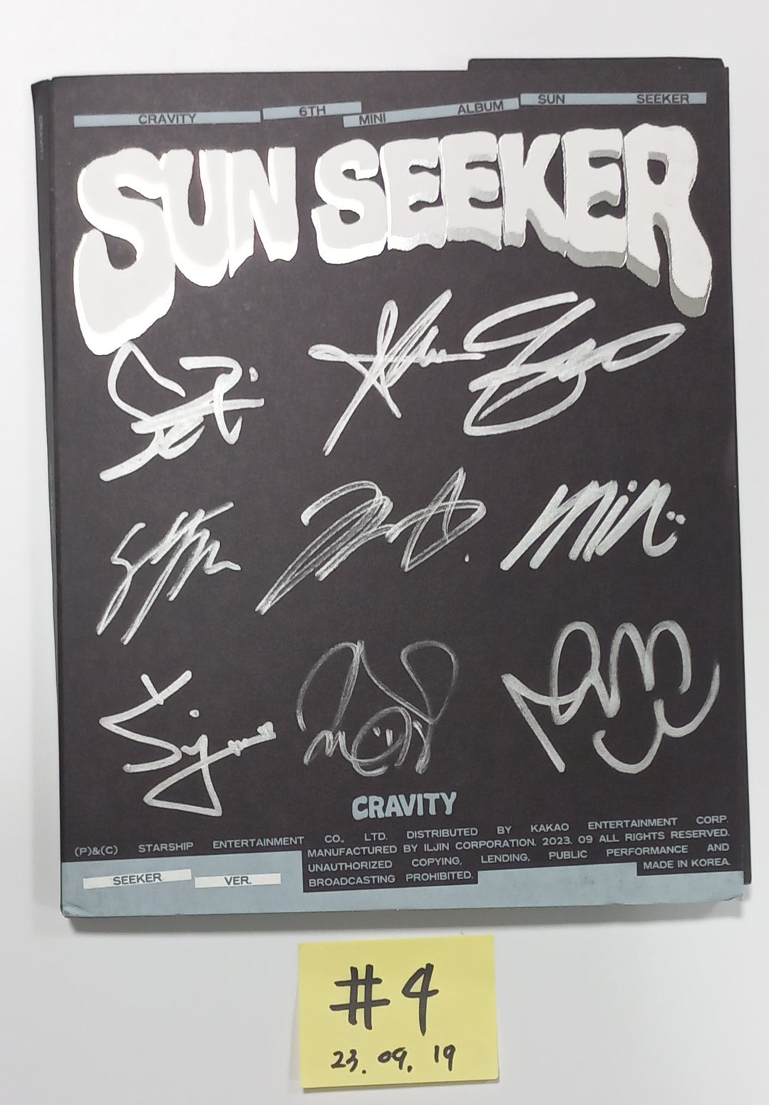 CRAVITY "SUN SEEKER" - Hand Autographed(Signed) Promo Album [23.09.19] - HALLYUSUPERSTORE