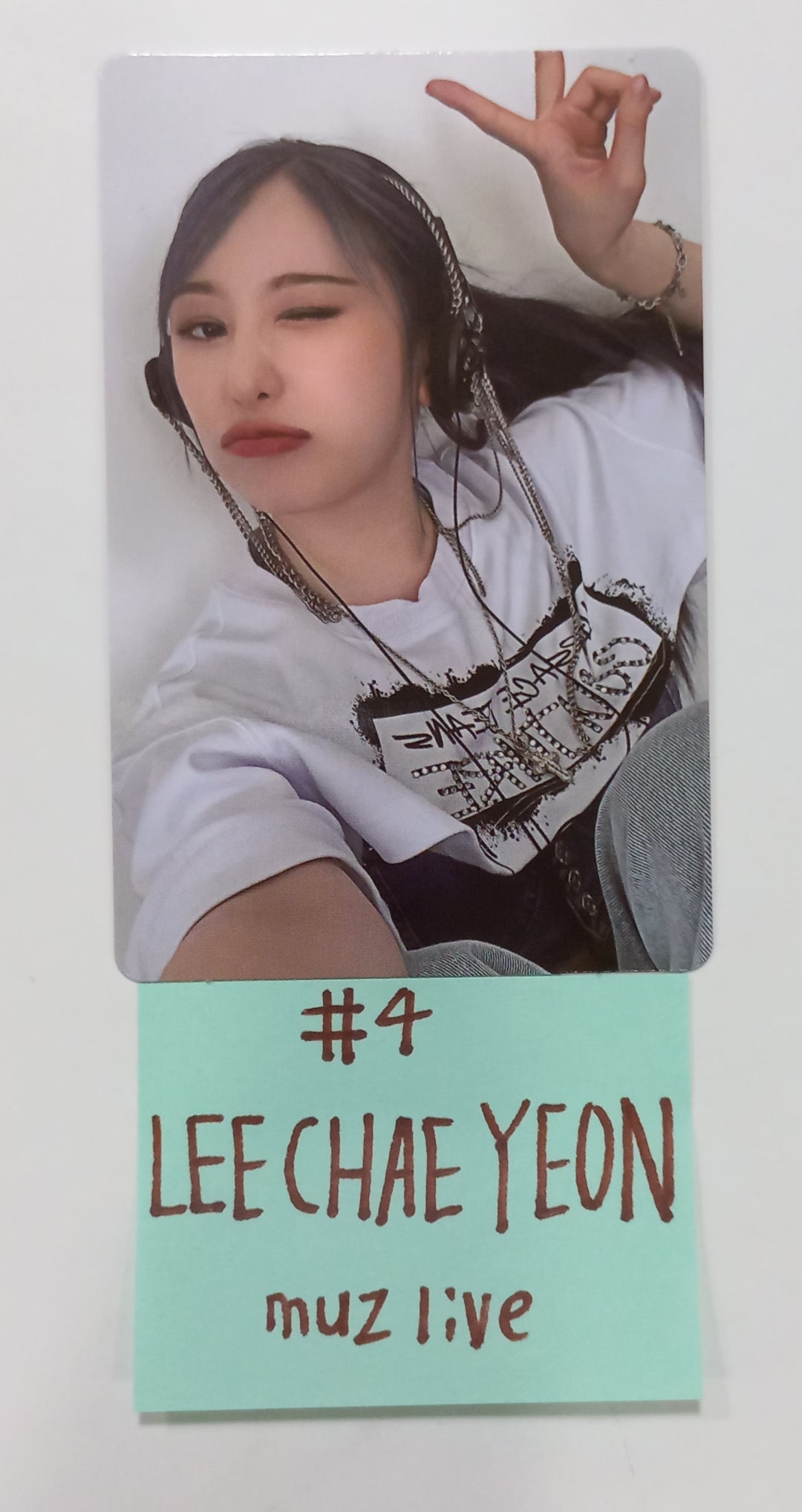 Lee Chae Yeon "The Move Street" - Muz Live Fansign Event Photocard [Kit Ver] [23.09.20] - HALLYUSUPERSTORE