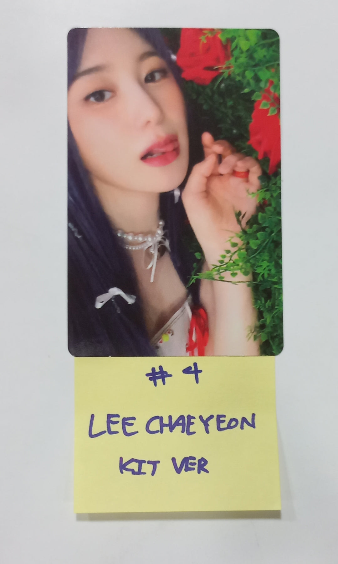 Lee Chae Yeon "The Move Street" - Official Photocard [Kit Ver] [23.09.21] - HALLYUSUPERSTORE