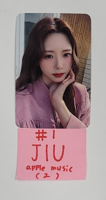 Dreamcatcher "DREAMQUEST" Photobook - Apple Music Pre-Order Benefit Photocard [23.09.25] - HALLYUSUPERSTORE