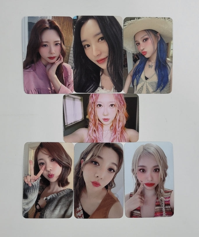 Dreamcatcher "DREAMQUEST" Photobook - Apple Music Pre-Order Benefit Photocard [23.09.25] - HALLYUSUPERSTORE