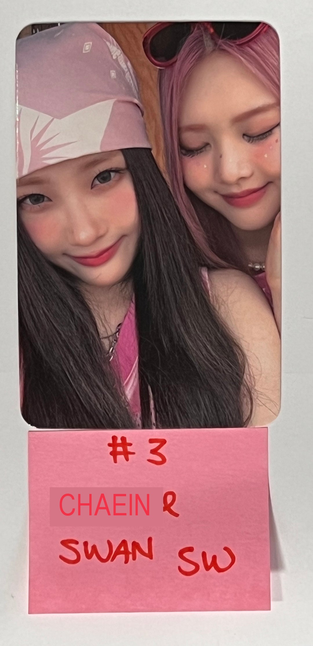 PURPLE KISS "FESTA" - Soundwave Fansign Event Photocard Round 2 [23.09.25] - HALLYUSUPERSTORE