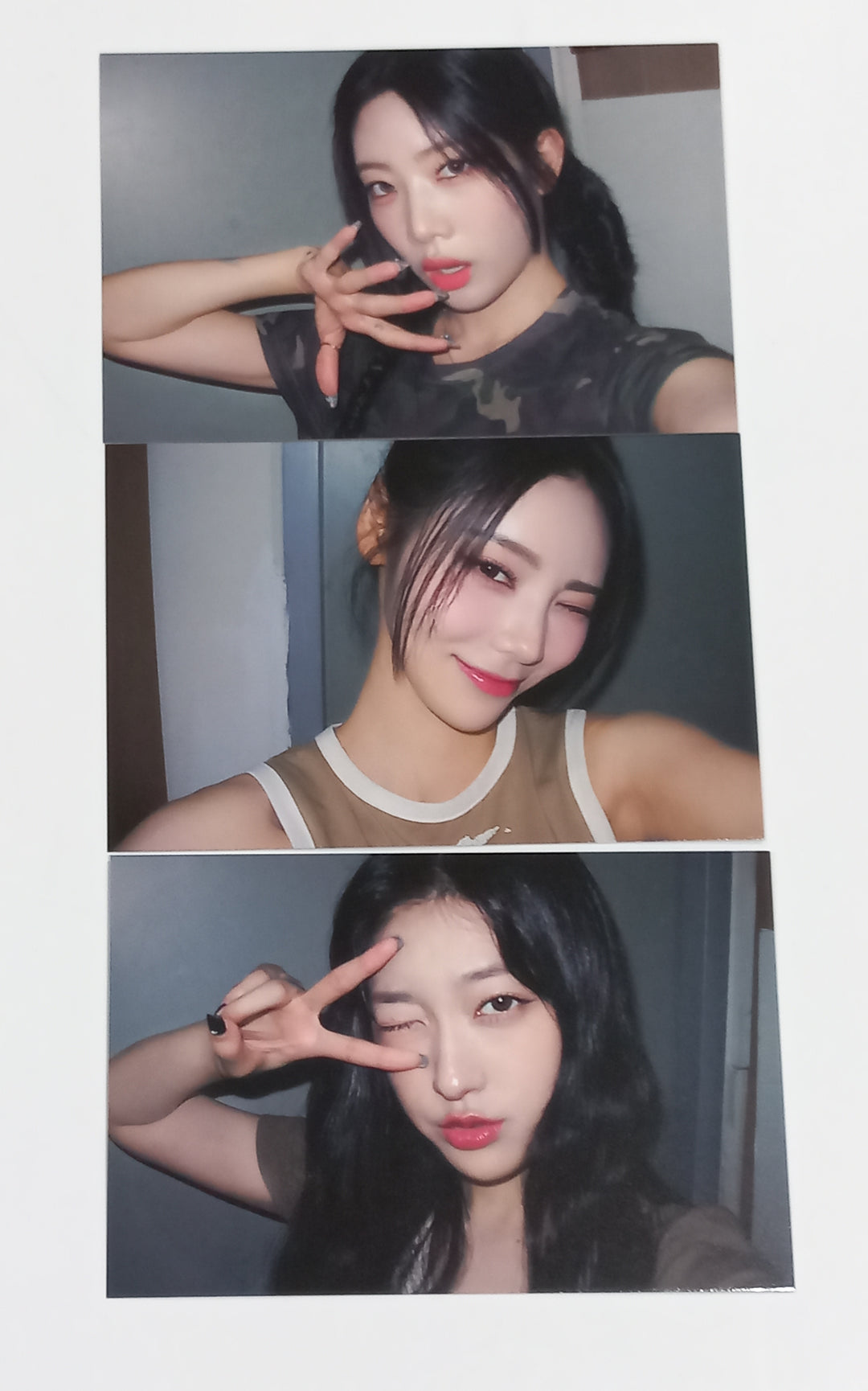 ODD EYE CIRCLE "Version Up"- Dear My Muse Fansign Event Photocard Round 4 [23.09.25] - HALLYUSUPERSTORE