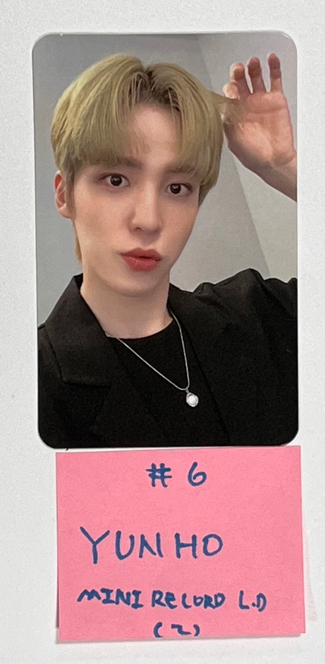 ATEEZ "THE WORLD EP.2 " -Mini Record Lucky Draw Event Photocard Round 2 [Platfrom Ver.] [23.09.25] - HALLYUSUPERSTORE