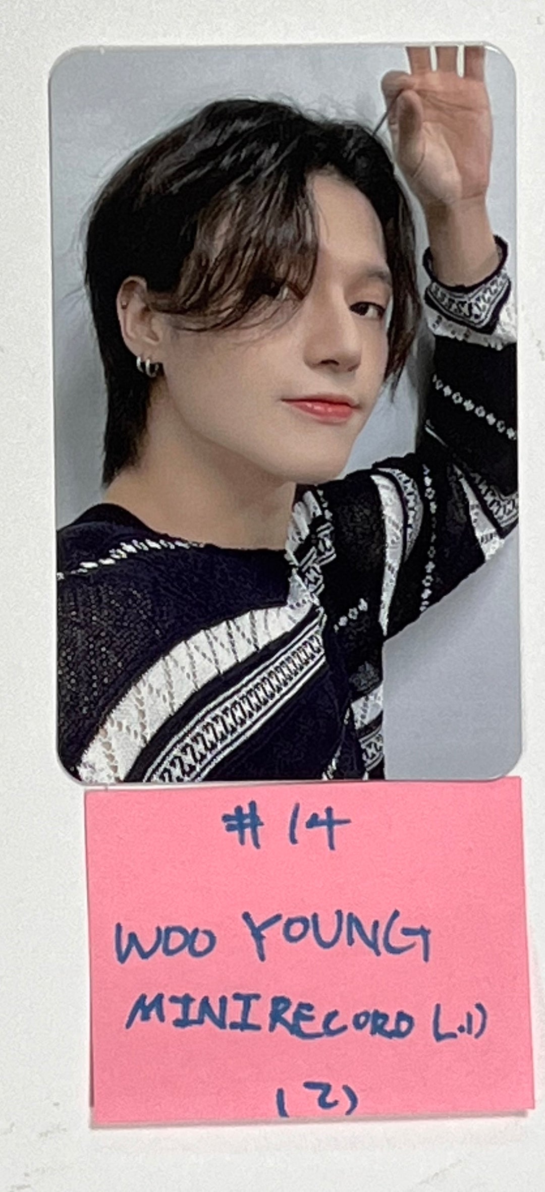 ATEEZ "THE WORLD EP.2 " -Mini Record Lucky Draw Event Photocard Round 2 [Platfrom Ver.] [23.09.25] - HALLYUSUPERSTORE