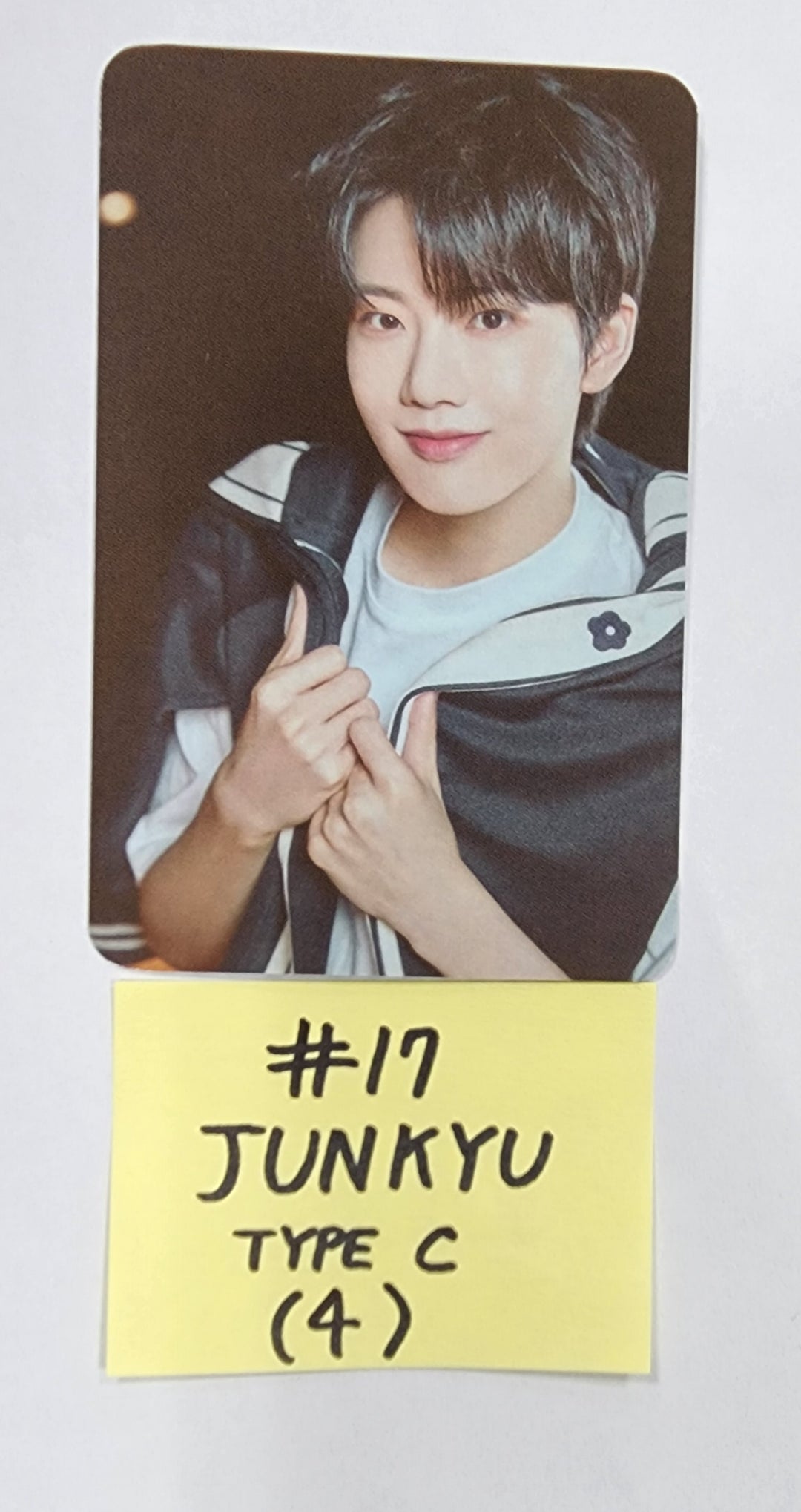 Treasure - "3rd Anniversary Magazine" - Official Trading Photocard [23.09.25] - HALLYUSUPERSTORE