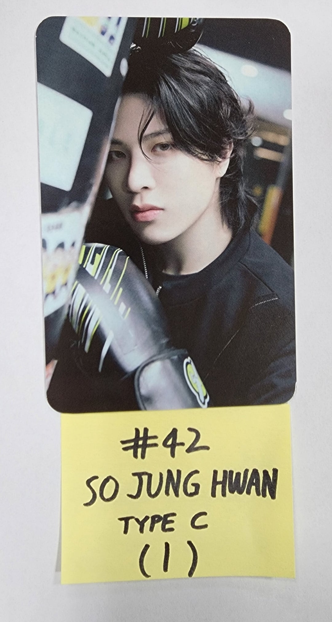 Treasure - "3rd Anniversary Magazine" - Official Trading Photocard [23.09.25] - HALLYUSUPERSTORE
