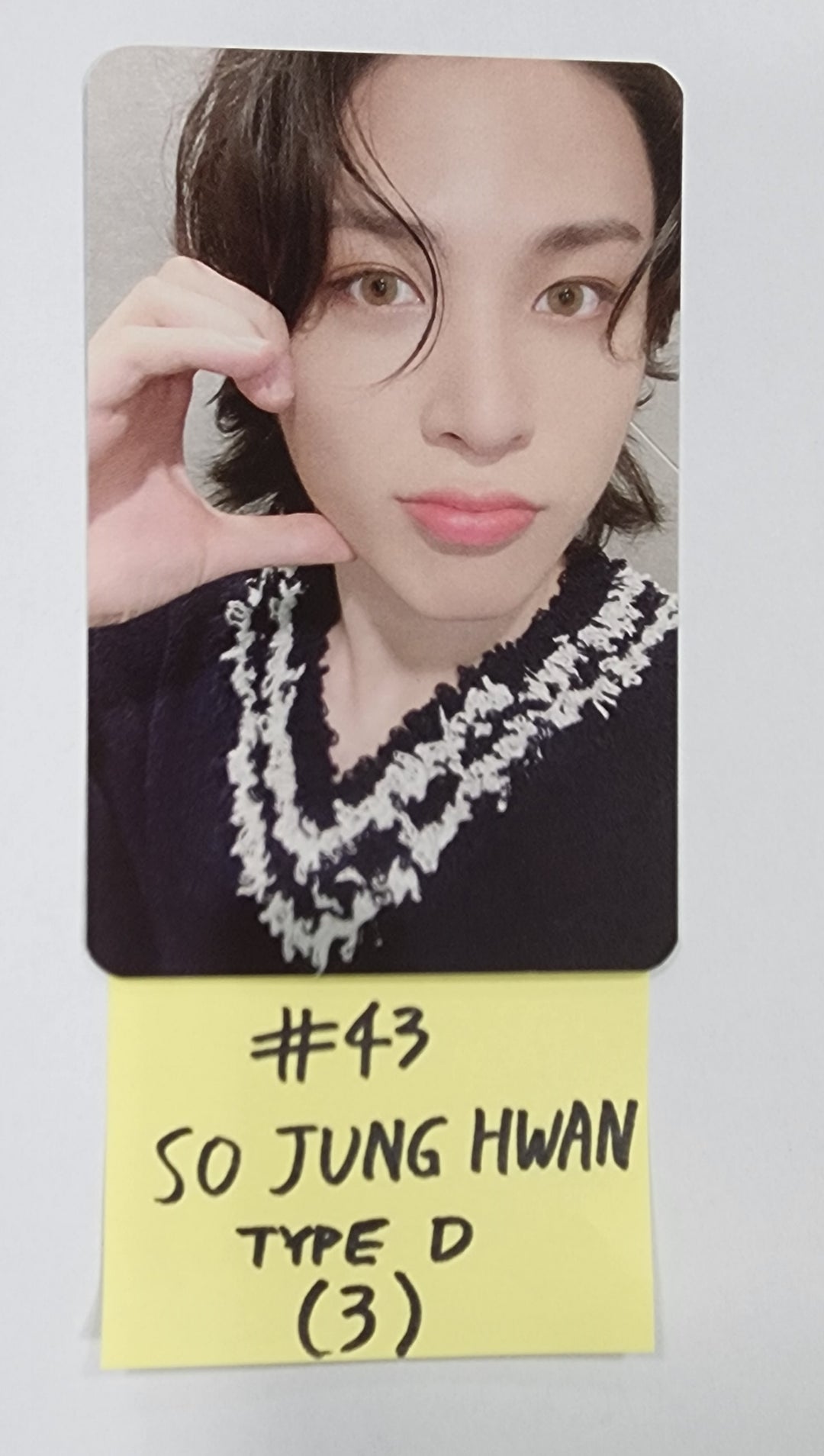 Treasure - "3rd Anniversary Magazine" - Official Trading Photocard [23.09.25] - HALLYUSUPERSTORE