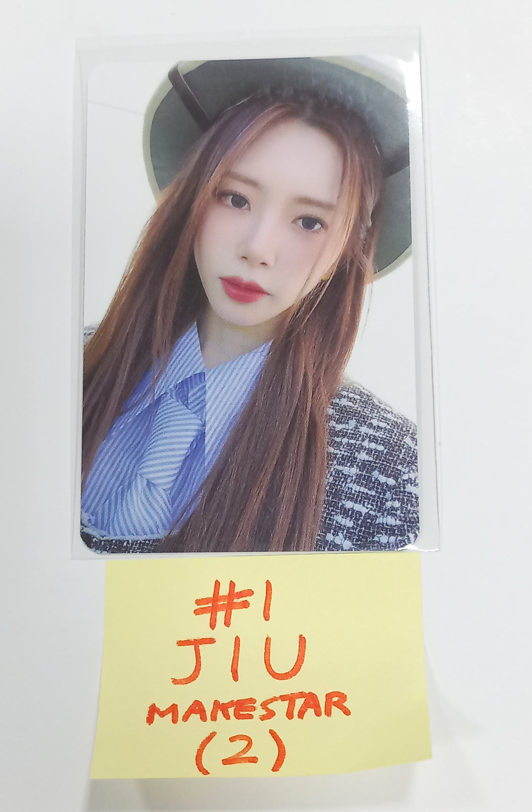 Dreamcatcher "DREAMQUEST" Photobook - Makestar Pre-Order Benefit Photocard [23.09.26] - HALLYUSUPERSTORE