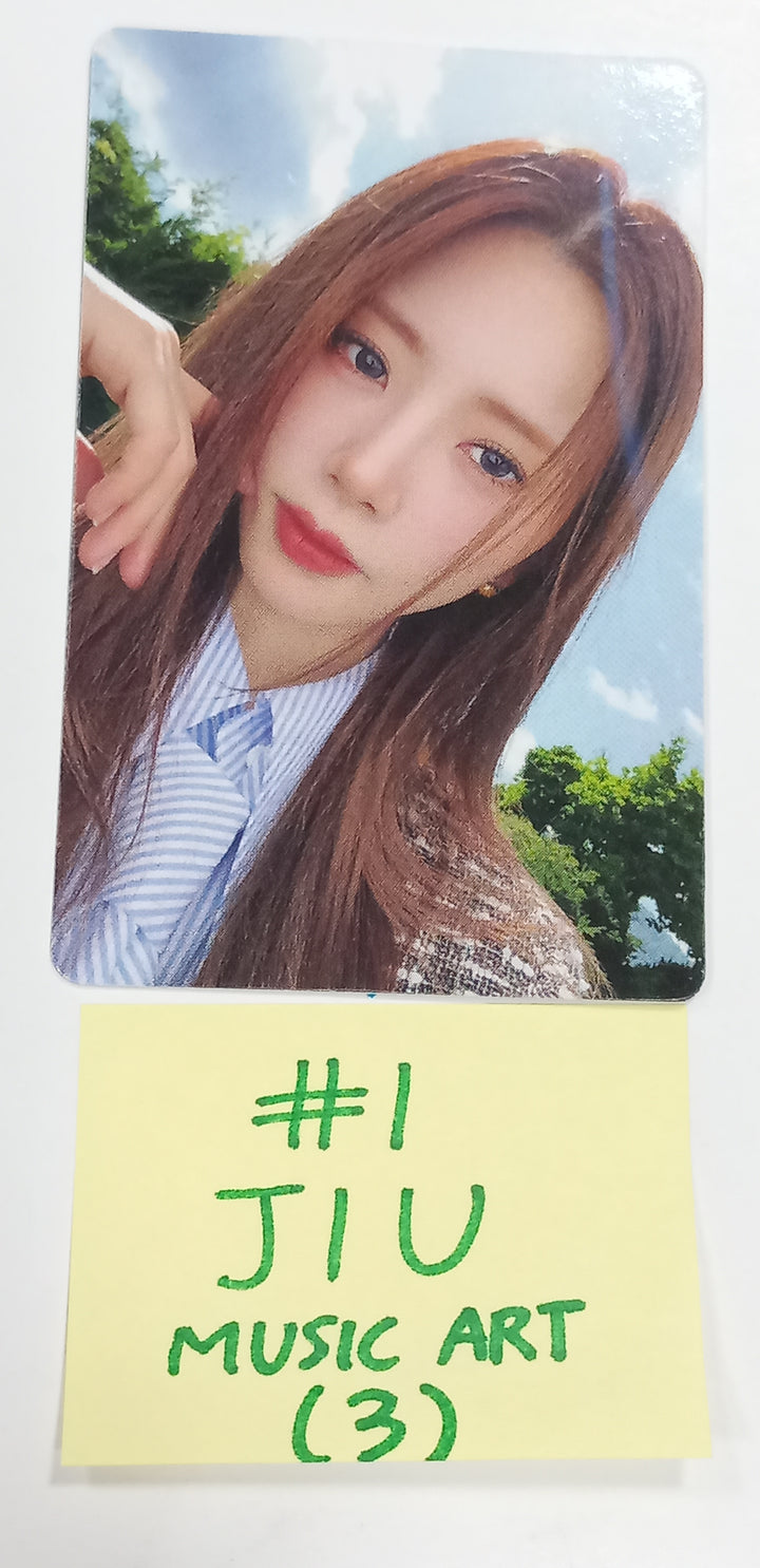 Dreamcatcher "DREAMQUEST" Photobook - Music Art Pre-Order Benefit Photocard [23.09.26] - HALLYUSUPERSTORE