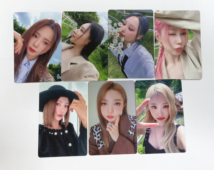 Dreamcatcher "DREAMQUEST" Photobook - Music Art Pre-Order Benefit Photocard [23.09.26] - HALLYUSUPERSTORE