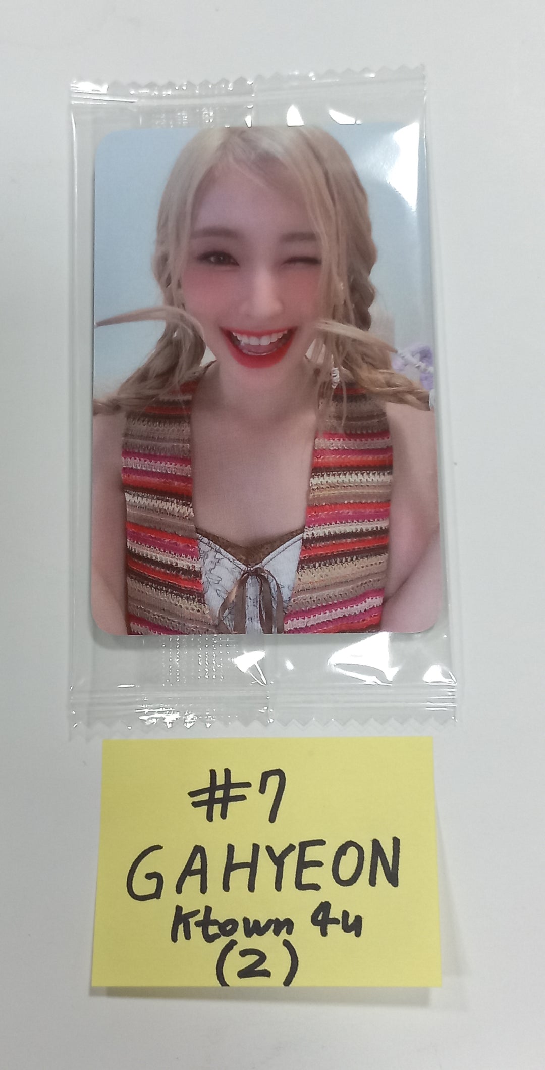 Dreamcatcher "DREAMQUEST" Photobook - Ktown4U Fansign Event Photocard [23.09.26] - HALLYUSUPERSTORE