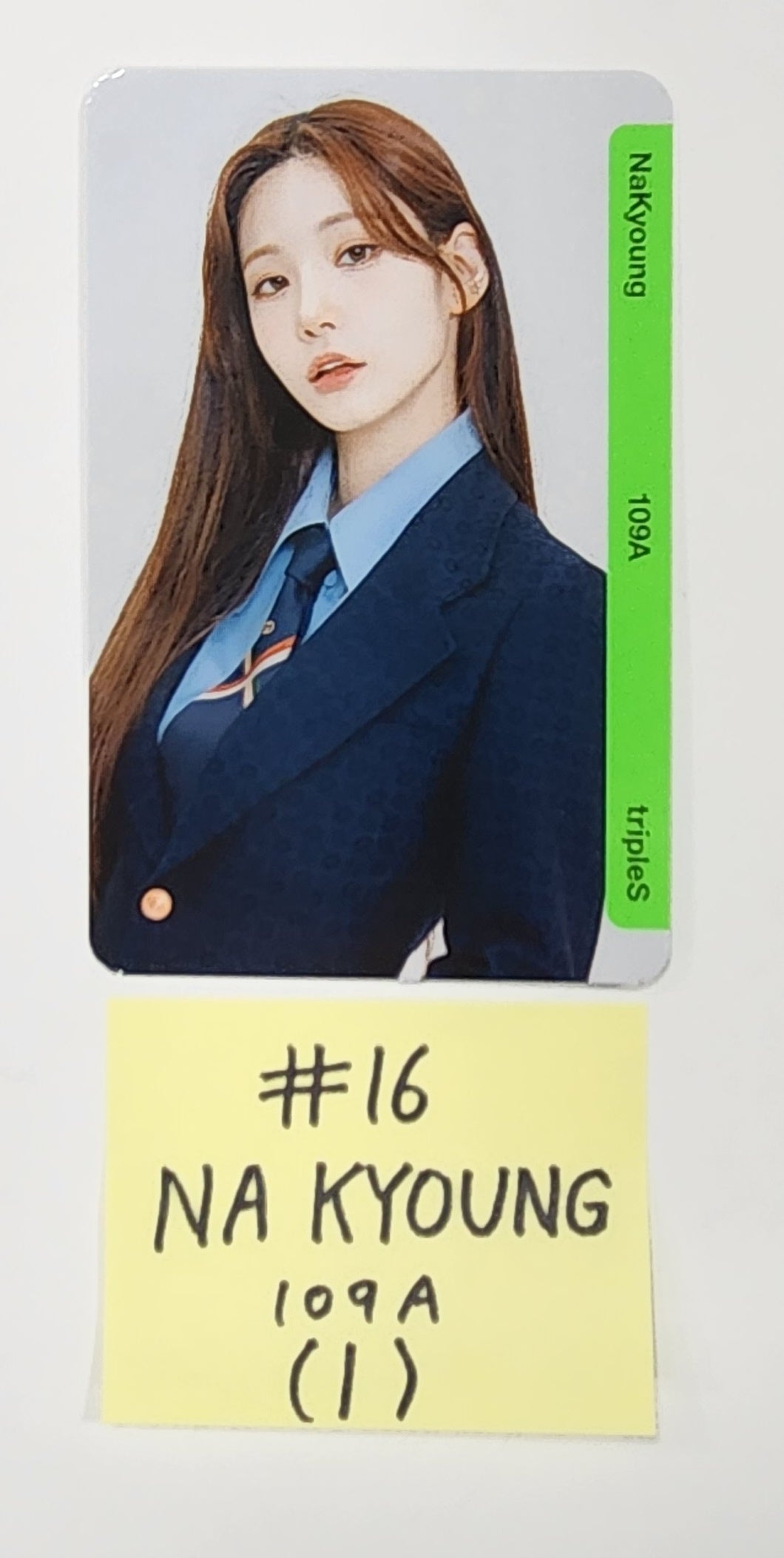 TripleS "Binary01 OBJEKT" First Class - Official Photocard [23.09.27] - HALLYUSUPERSTORE