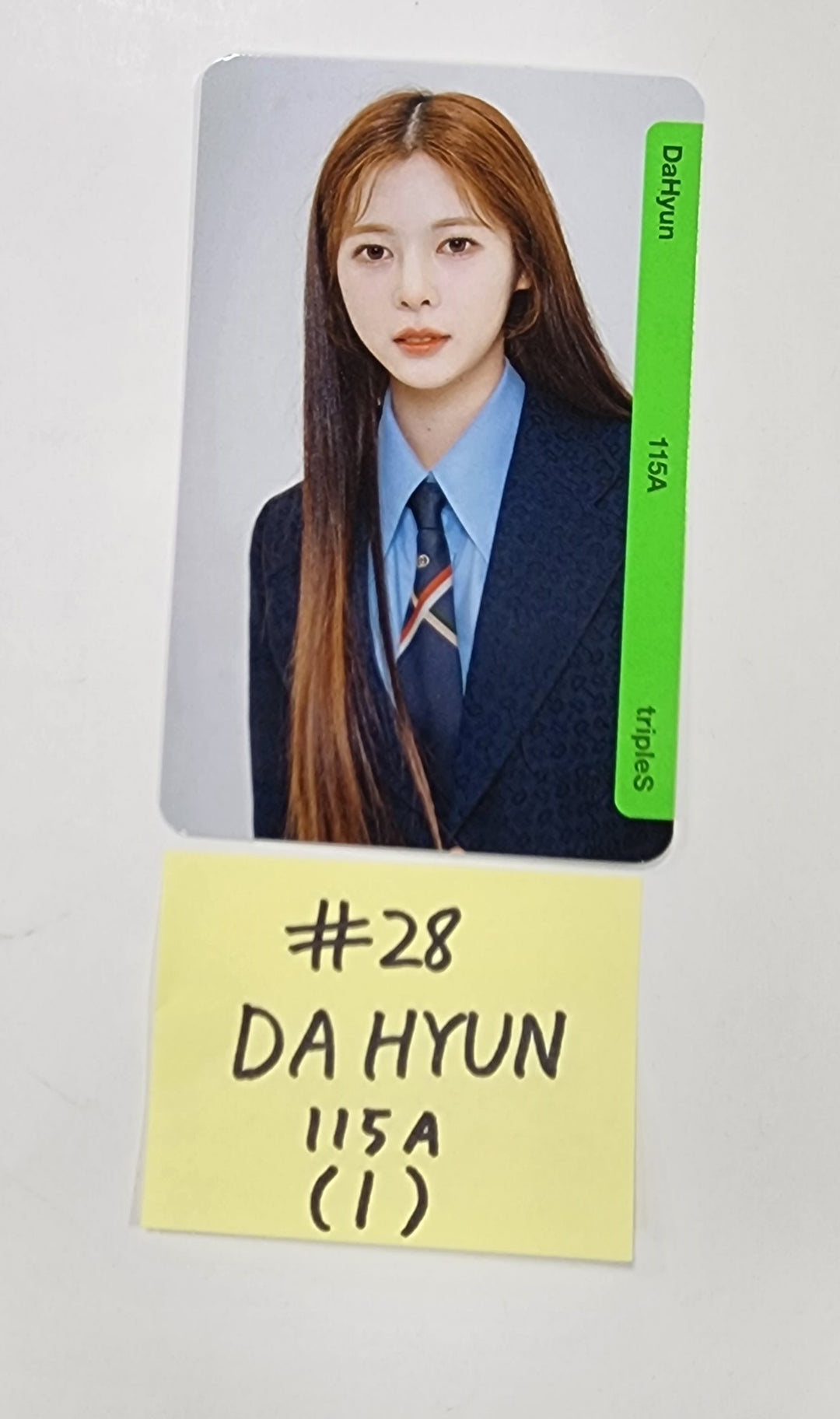 TripleS "Binary01 OBJEKT" First Class - Official Photocard [23.09.27] - HALLYUSUPERSTORE
