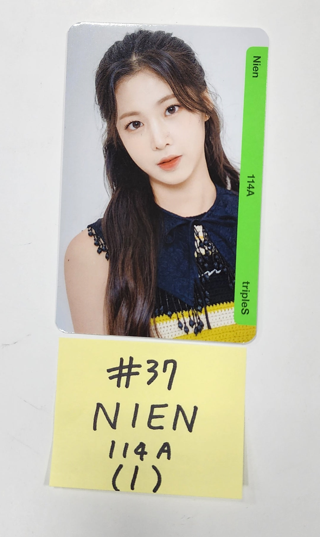 TripleS "Binary01 OBJEKT" First Class - Official Photocard [23.09.27] - HALLYUSUPERSTORE