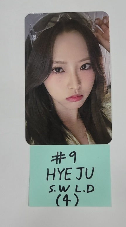 Loossemble "Loossemble" - Soundwave Pop-Up Cafe Lucky Draw Event Photocard [23.10.05] - HALLYUSUPERSTORE