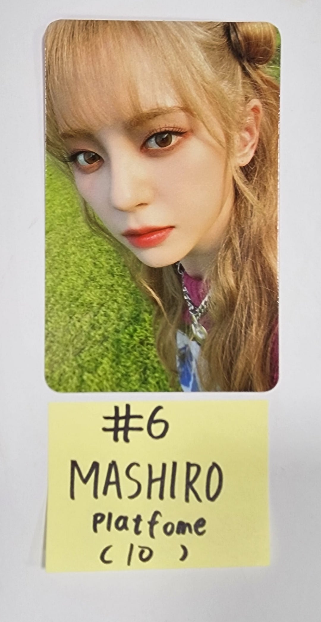 Kep1er "Magic Hour" - Official Photocard [Platform Ver.] (1) [23.10.06] - HALLYUSUPERSTORE