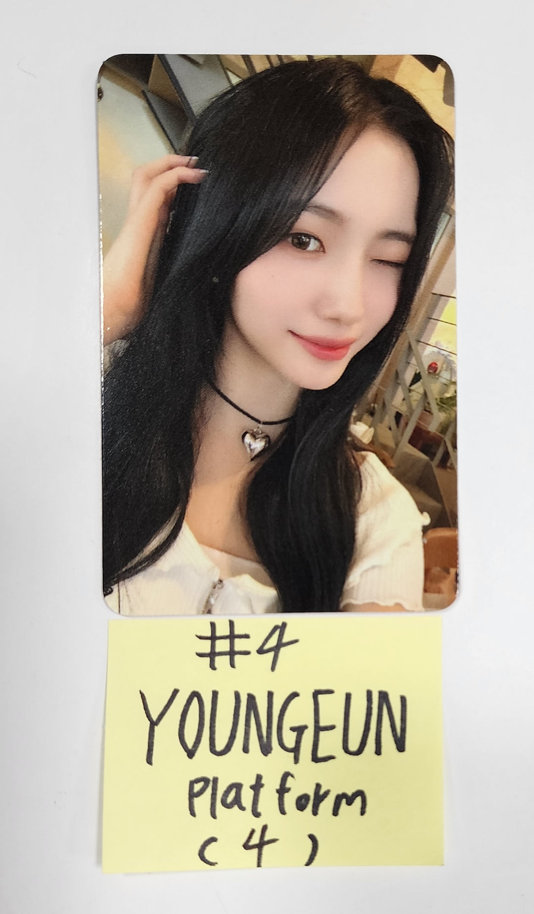 Kep1er "Magic Hour" - Official Photocard [Platform Ver.] (2) [23.10.06] - HALLYUSUPERSTORE
