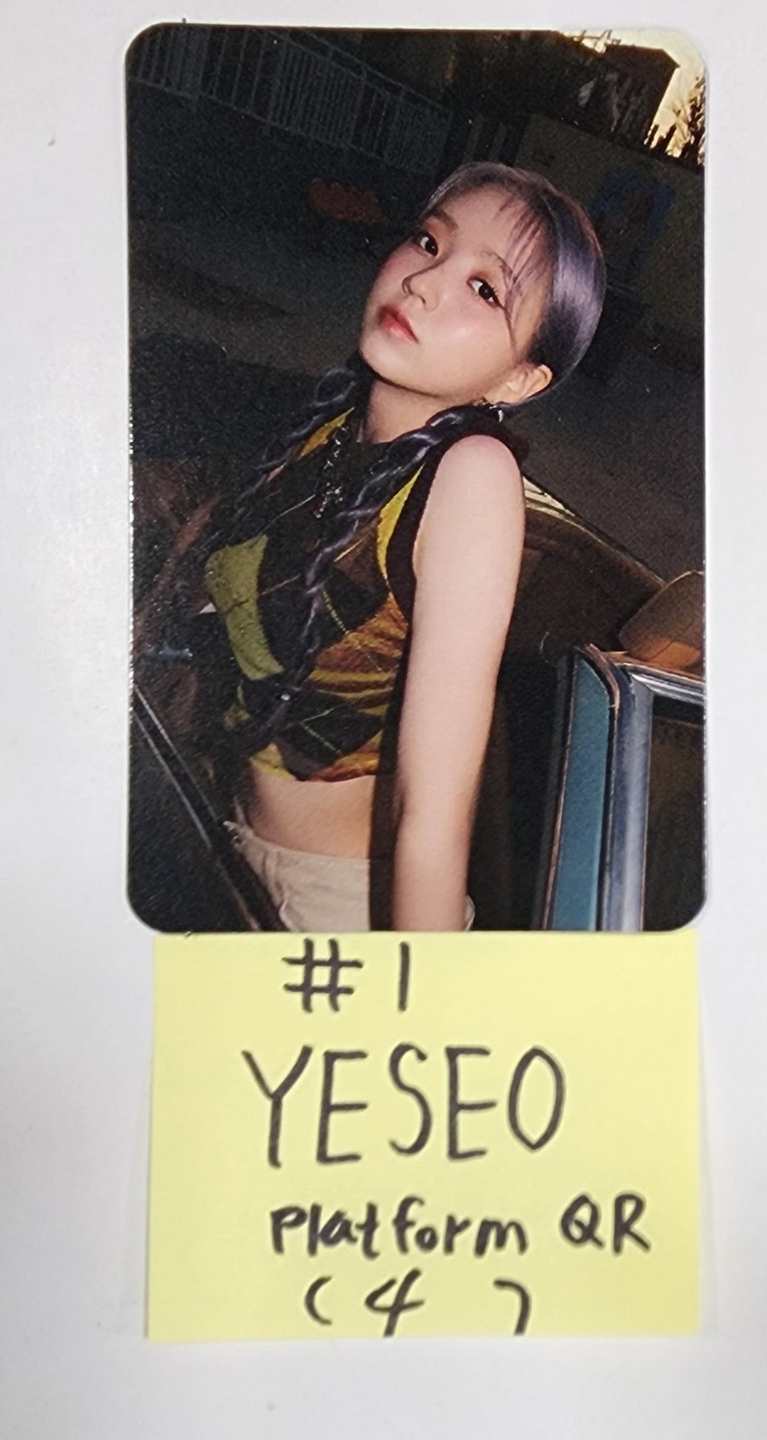 Kep1er "Magic Hour" - Official Photocard [Platform Ver.] (2) [23.10.06] - HALLYUSUPERSTORE