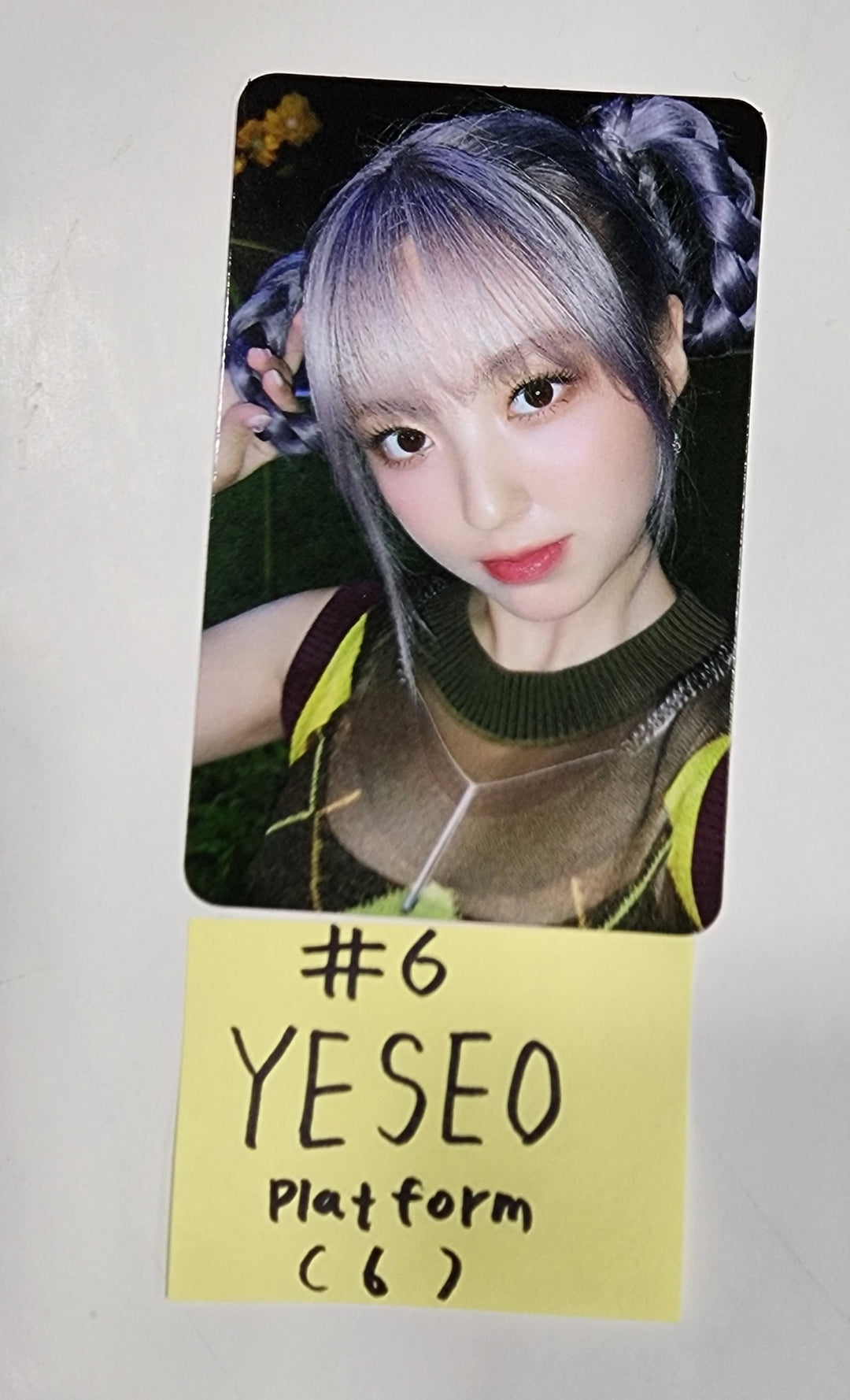 Kep1er "Magic Hour" - Official Photocard [Platform Ver.] (2) [23.10.06] - HALLYUSUPERSTORE