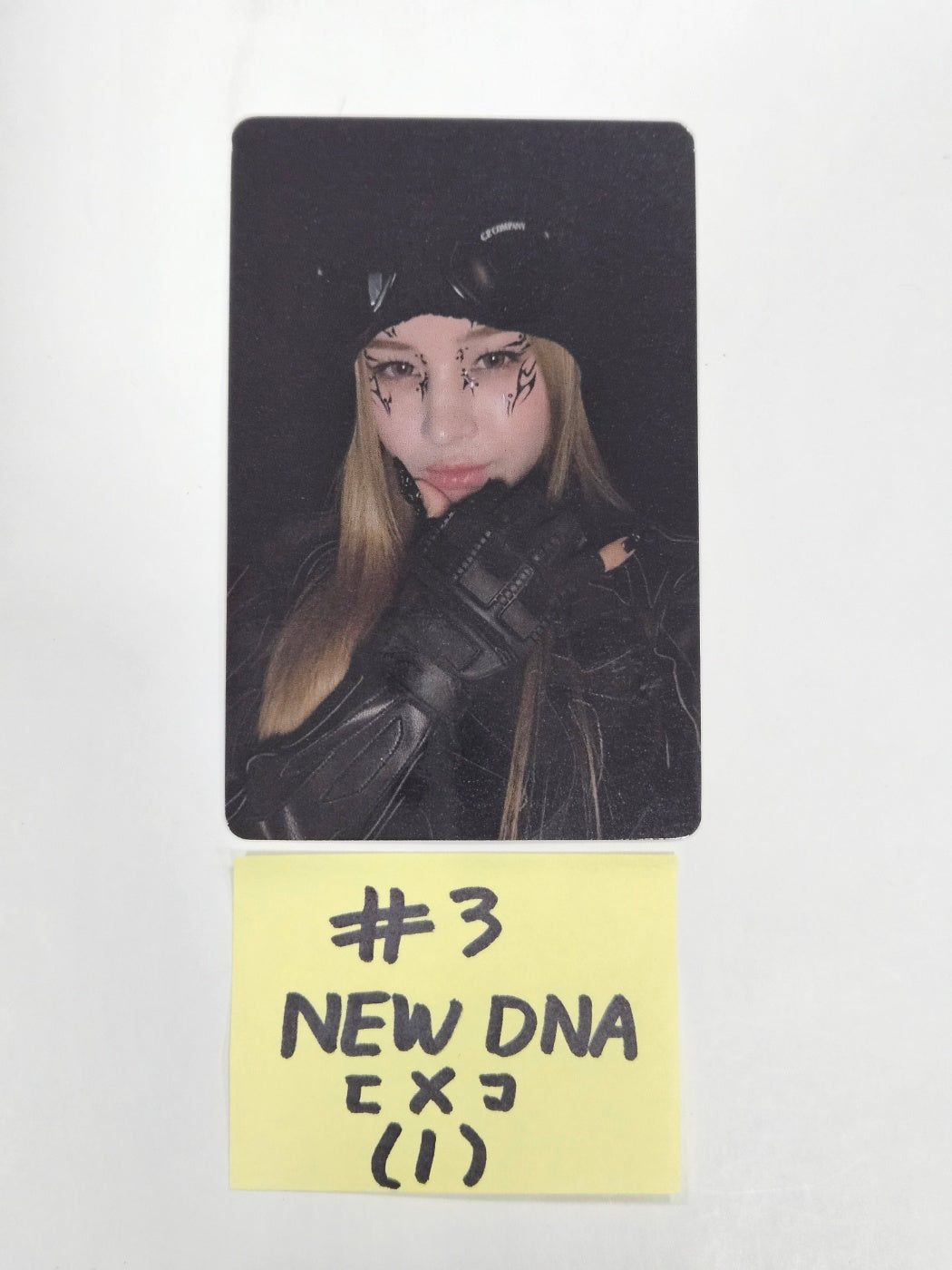 XG "NEW DNA" 1st Mini Album - Official Trading Photocards [X] + [G] [23.10.06] - HALLYUSUPERSTORE