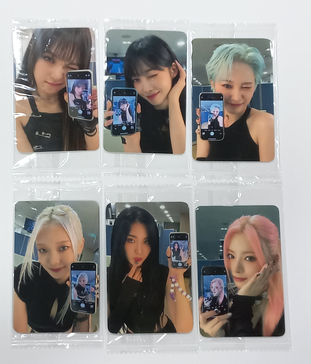 Everglow "ALL MY GIRLS" - Ktown4U Fansign Event Photocard Round 3 [23.10.10] - HALLYUSUPERSTORE