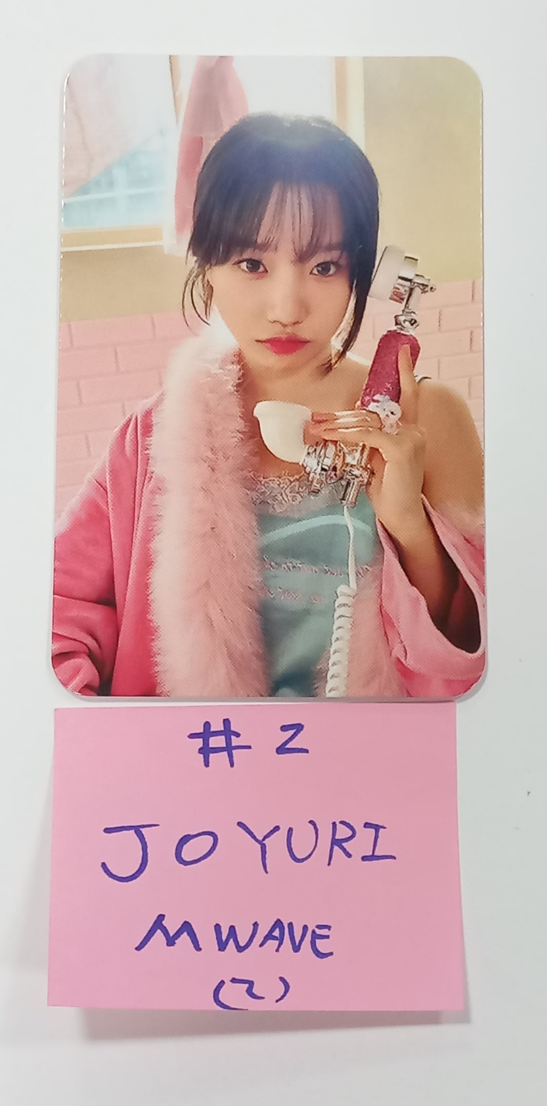 JO YURI "Love All" - Mwave Event Photocard [23.10.10] - HALLYUSUPERSTORE
