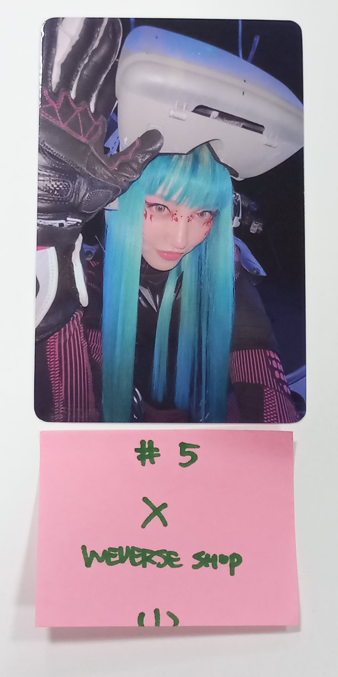 XG "NEW DNA" 1st Mini Album - Weverse Shop Pre-Order Benefit Trading Photocards [X] + [G] [23.10.10] - HALLYUSUPERSTORE