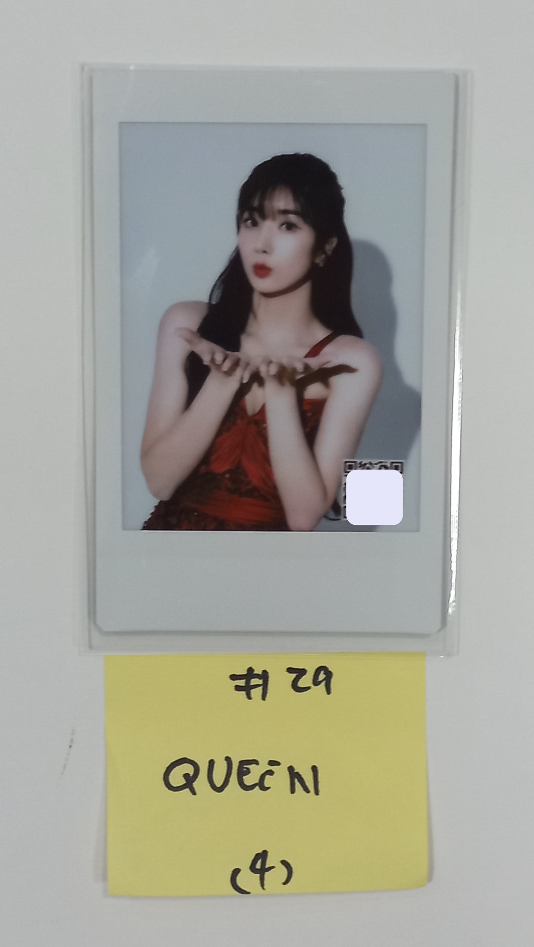 Kwon Eunbi "QUEEN" 3RD Concert - Official MD Trading Photocard &amp; Voice QR Polaroid [23.10.11] - HALLYUSUPERSTORE