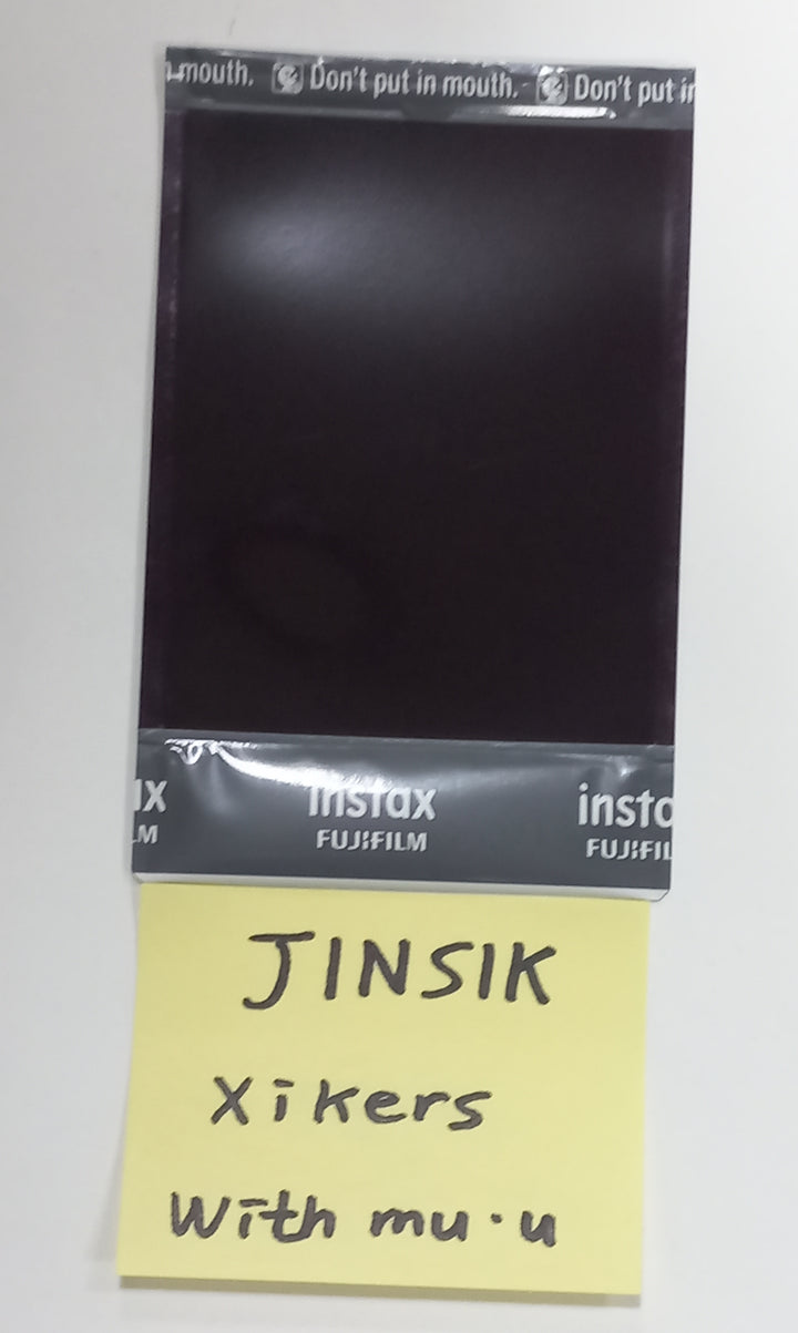 Jinsik (Of Xikers) "HOUSE OF TRICKY : How to Play" - Hand Autographed(Signed) Polaroid [23.10.12] - HALLYUSUPERSTORE